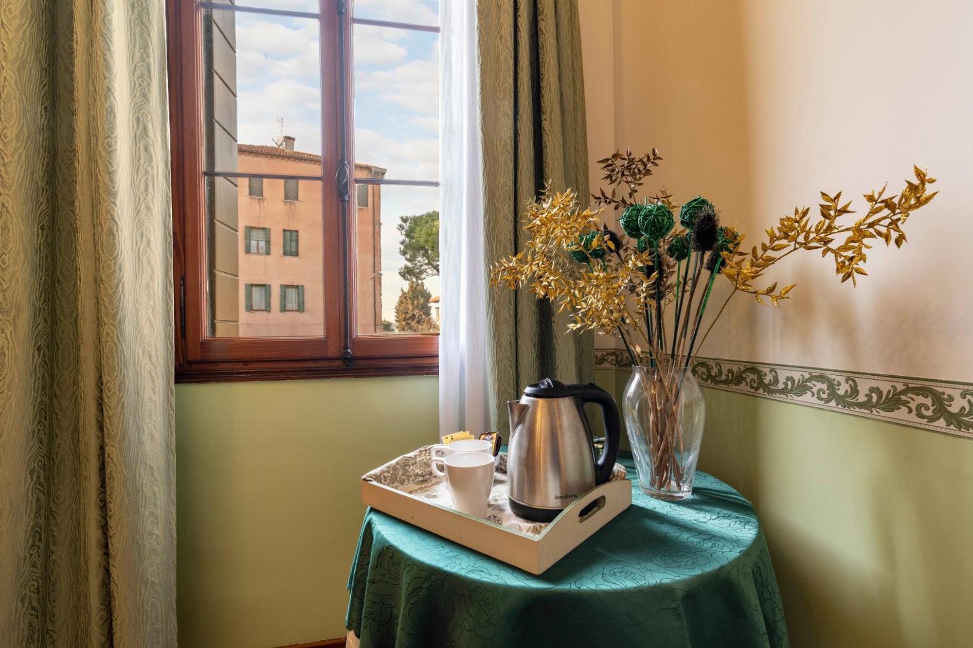 Bed And Breakfast Casa Delle Rose Lido Venezia Lido di Venezia Luaran gambar
